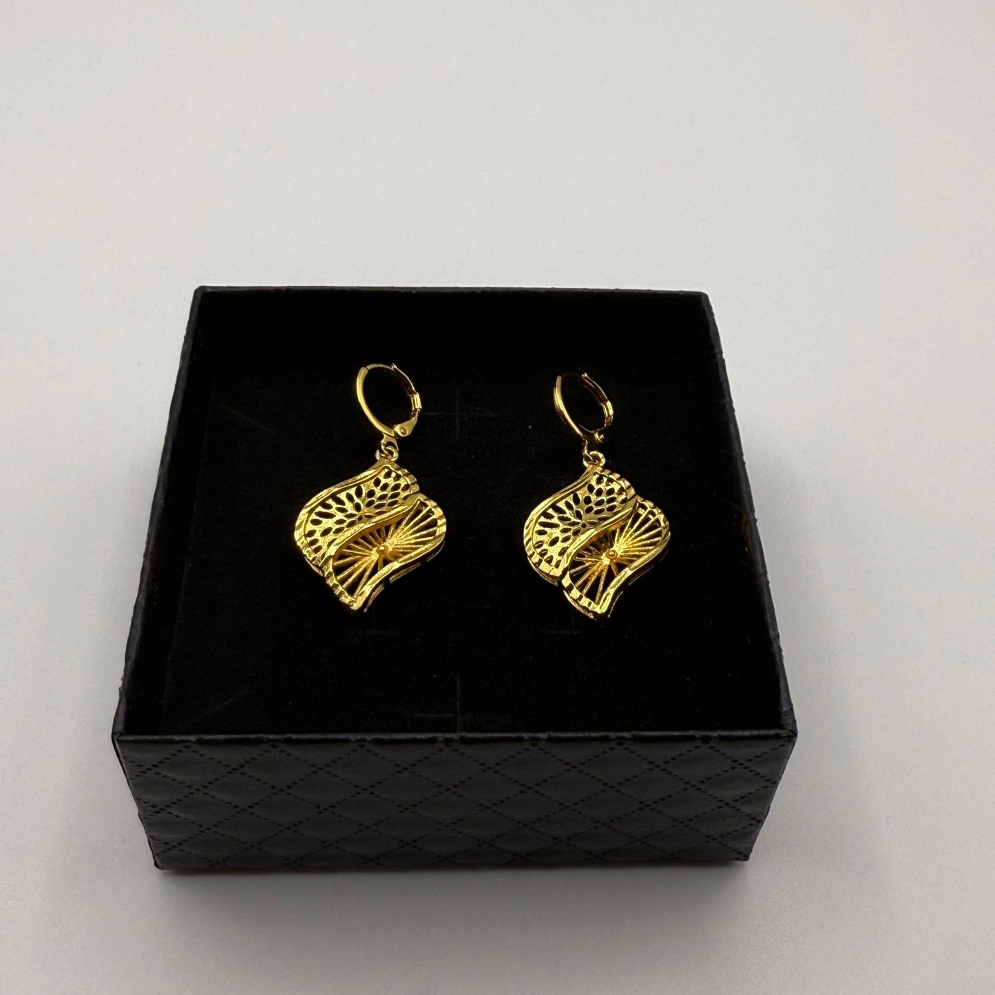 Elegant Medallion set